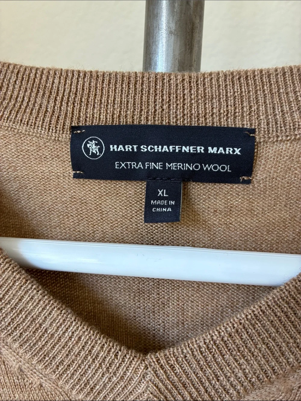 Hart Schaffner Marx hart schaffner